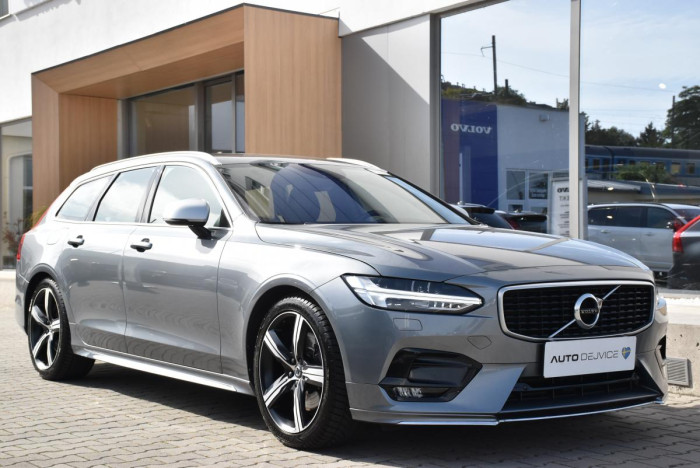 Volvo V90 D5 AWD R-Design REZERVACE 2.0 d