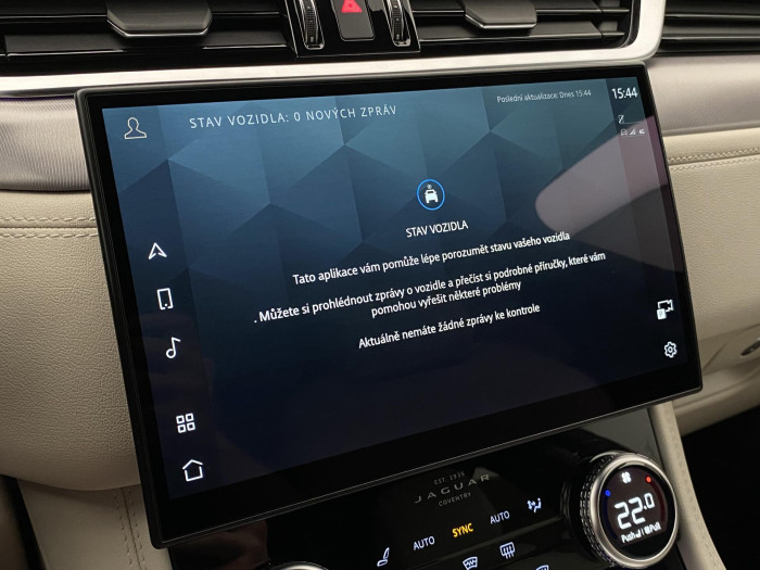 Jaguar F-Pace P250 AWD R-DYNAMIC REZERVACE 2.0 Dynamic