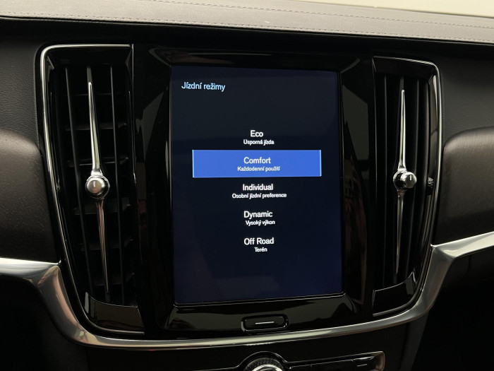 Volvo V90 CC D5 AWD PRO AUT 2.0 d CC CC