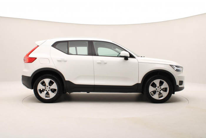 Volvo XC40 T3 MOMENTUM 1.maj 1.5 Momentum