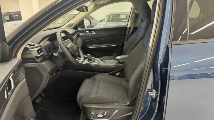 Lynk & Co 01 PHEV DCT AUT