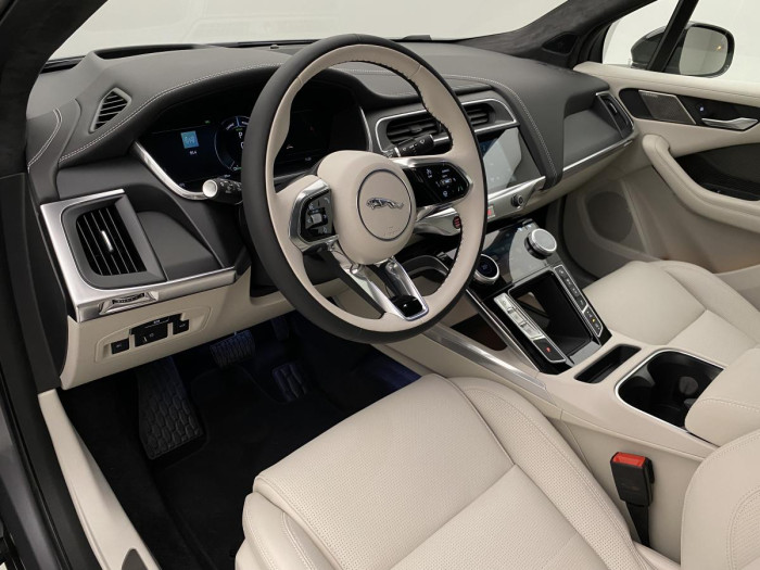 Jaguar I-Pace REZERVACE