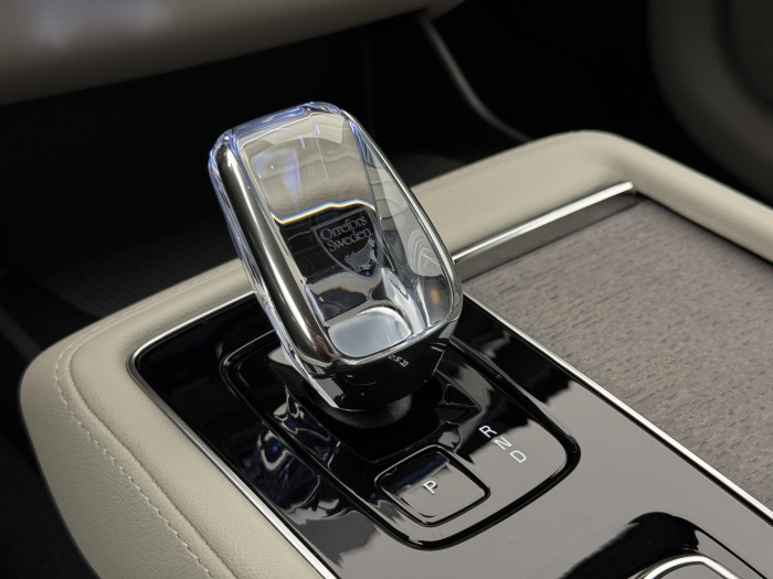 Volvo XC90 T8 AWD RECHARGE DARK PLUS 7m