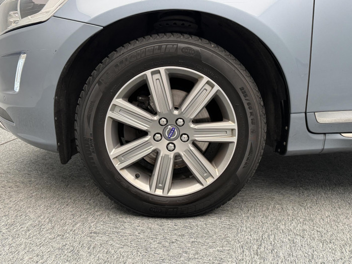 Volvo XC60 D4 AWD MOMENTUM AUT 2.4 d Momentum