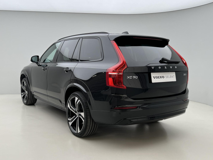 Volvo XC90 B5 AWD R-DESIGN 7MÍSTNÁ AUT