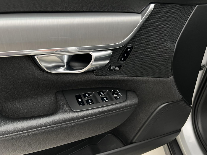 Volvo V90 CC T5 AWD MOMENTUM AUT 2.0 CC CC Momentum
