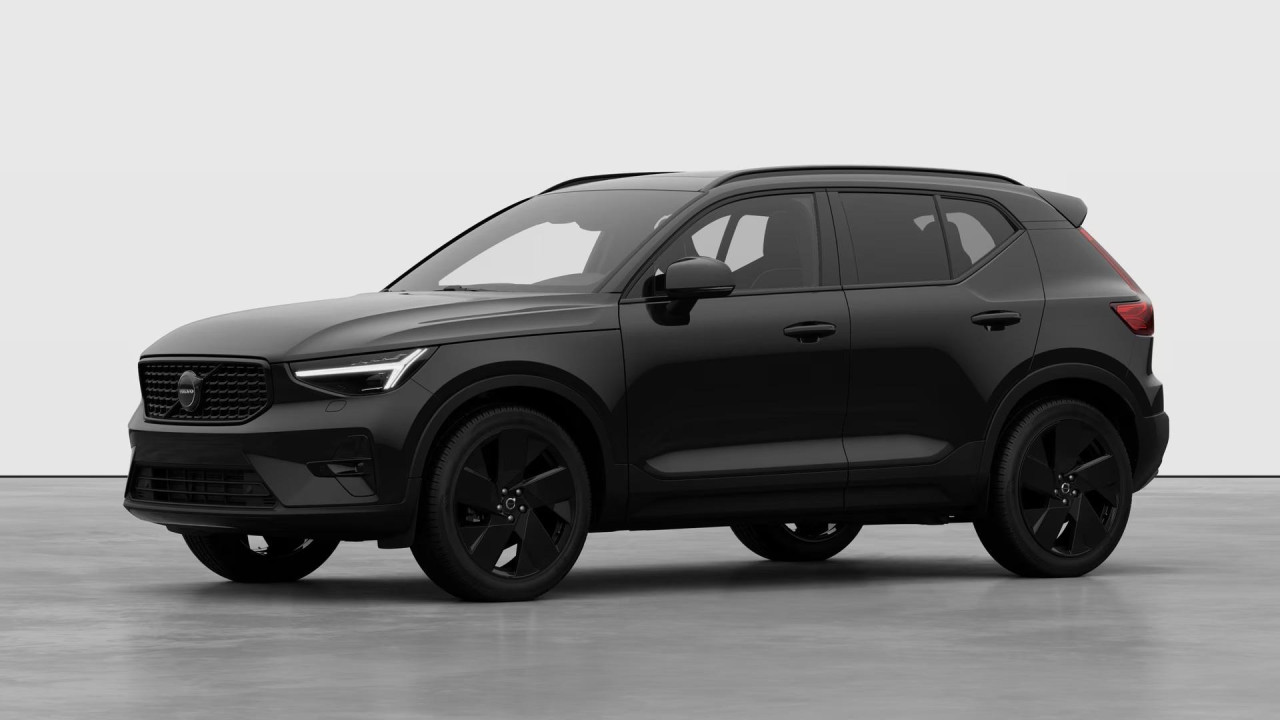 Volvo XC40 B3 AUT PLUS BLACK EDITION