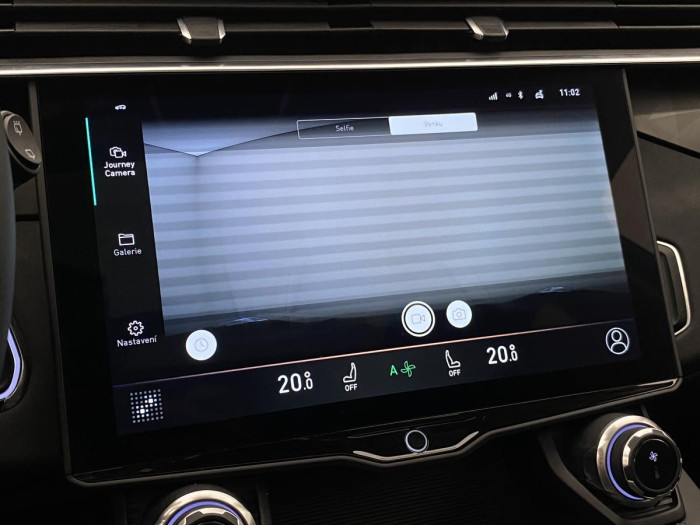 Lynk & Co 01 PHEV DCT AUT 1.maj. REZERVACE