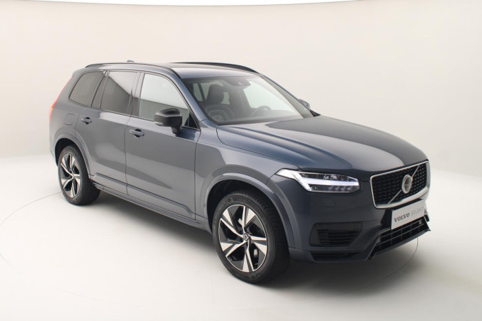 Volvo XC90 T8 AWD R-DESIGN REZERVACE