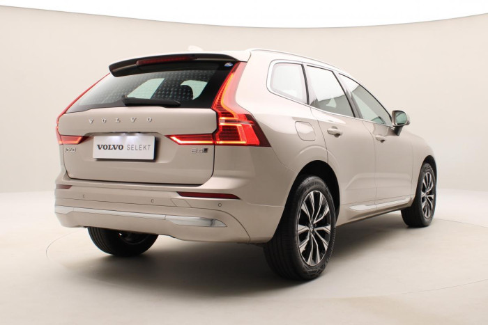 Volvo XC60 B4 AWD PLUS AUT REZERVACE