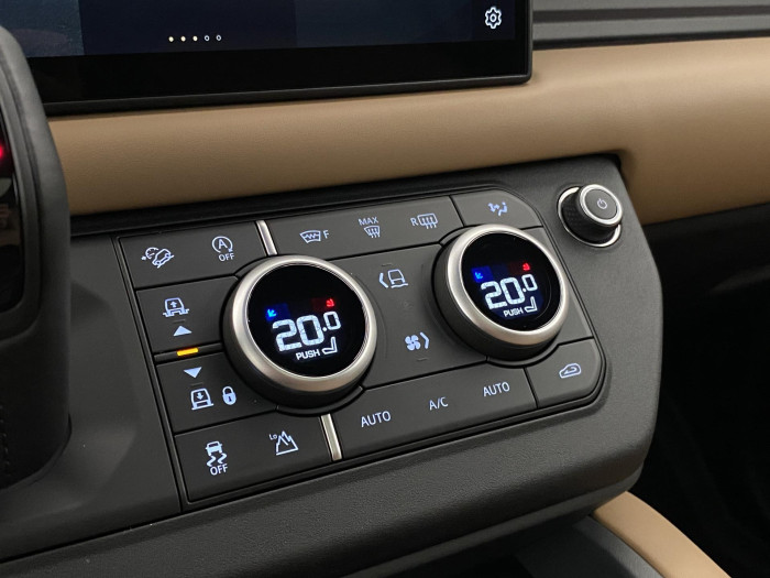 Land Rover Defender 110 D300 X-DYNAMIC HSE AWD AUT 3.0 d Dynamic