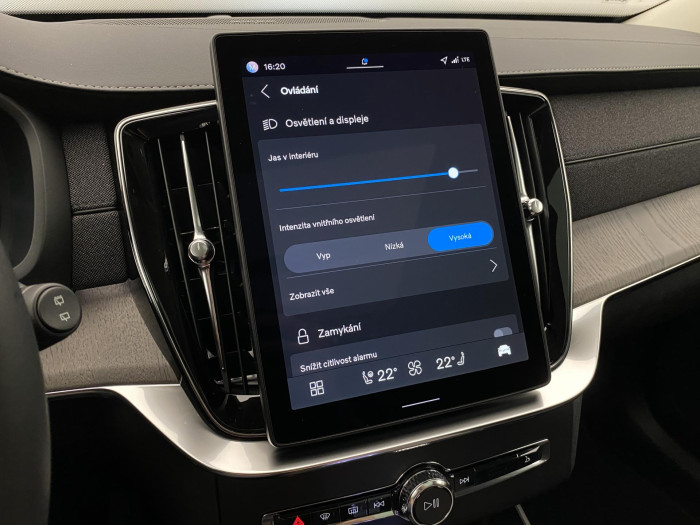Volvo XC90 T8 AWD RECHARGE DARK PLUS 7m