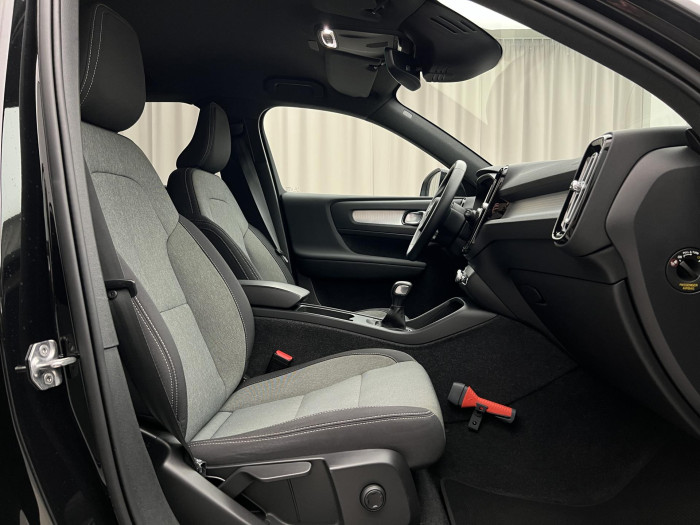 Volvo XC40 T3 MOMENTUM 1.maj. 1.5 Momentum