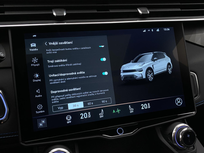 Lynk & Co 01 PHEV DCT AUT 1.maj REZERVACE