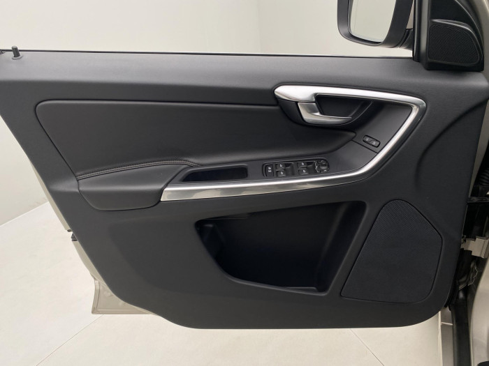 Volvo XC60 D4 AWD INSCRIPTION AUT 2.0 d