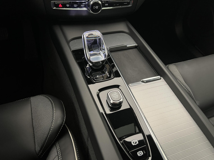 Volvo XC60 B5 AWD ULTRA BLACK EDITION AUT 2.0 Edition