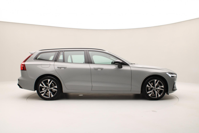Volvo V60 B4 R-DESIGN AUT CZ