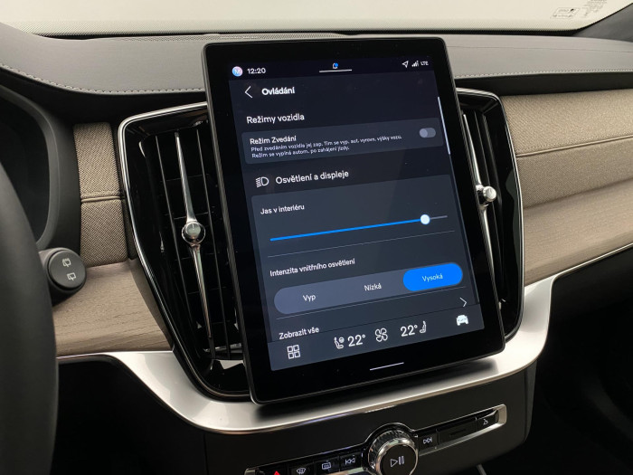 Volvo XC90 T8 AWD RECHARGE DARK ULTRA 7