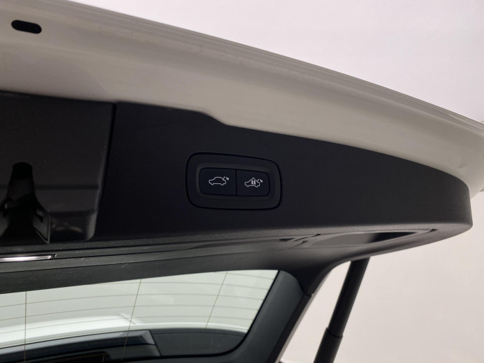 Volvo V60 CC D4 AWD MOMENTUM AUT 2.0 d CC CC Momentum