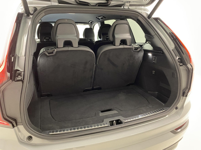 Volvo XC90 B5 AWD BLACK EDITION PLUS 7m