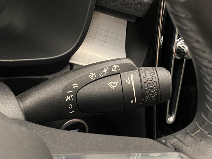 Volvo XC40 B4 AWD MOMENTUM AUT CZ 2.0 Momentum