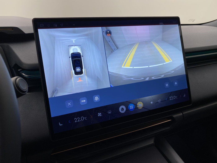 Lynk & Co 08 MORE PHEV