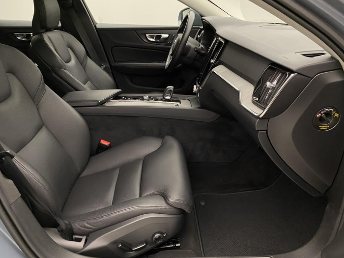 Volvo V60 CC B4 AWD ADVANCED REZERVACE 2.0 CC CC