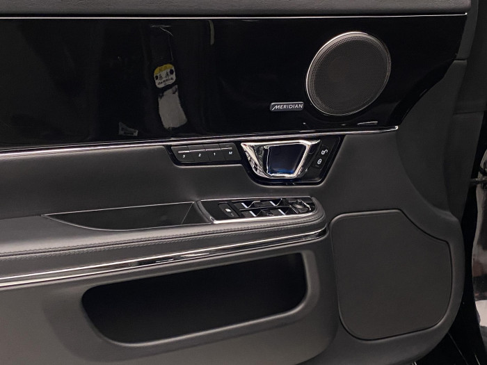 Jaguar XJ 3.0 V6D AUT 3.0 d