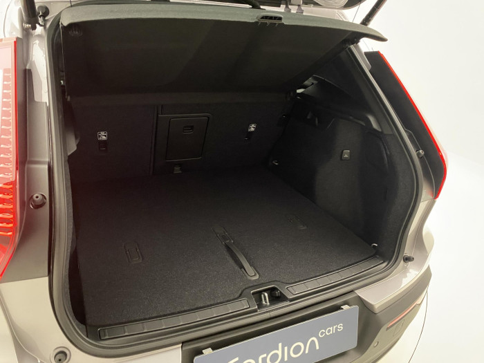 Volvo XC40 B3 AUT DARK PLUS