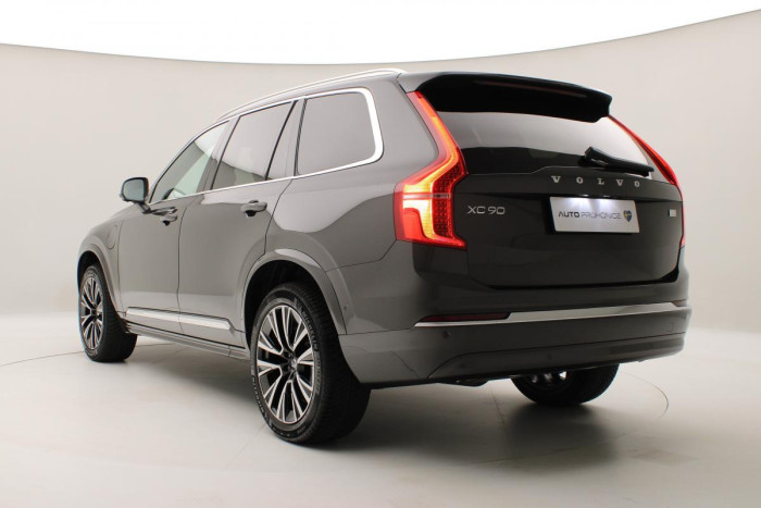 Volvo XC90 T8 AWD AT RECHARGE BRIGHT PLUS 2.0 AT Plus