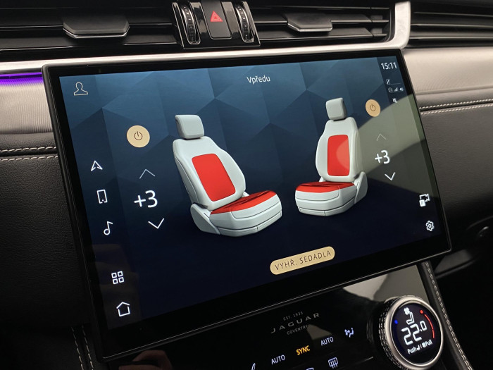 Jaguar F-Pace P250 R-DYNAMIC SE REZERVACE 2.0 Dynamic SE