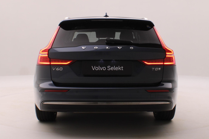 Volvo V60 T8 AWD PLUG-IN BRIGHT ULTRA CZ