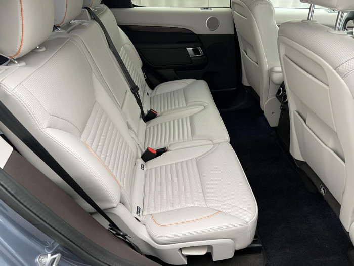 Land Rover Discovery 3.0 TDV6 HSE AWD Aut CZ