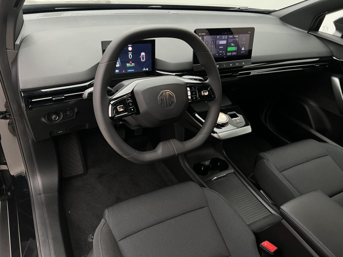 MG MG4 EMOTION 64kWh AUT