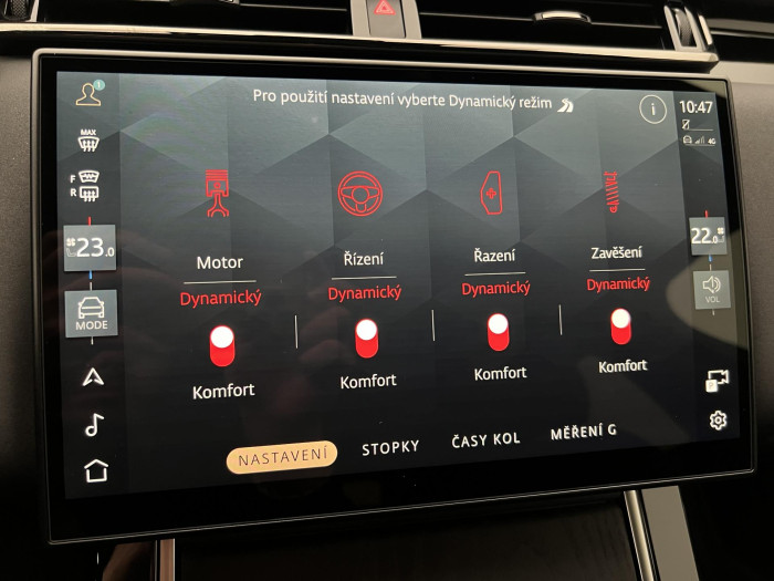 Land Rover Range Rover Velar P250 DYNAMIC SE AWD AUT CZ 2.0 Dynamic SE