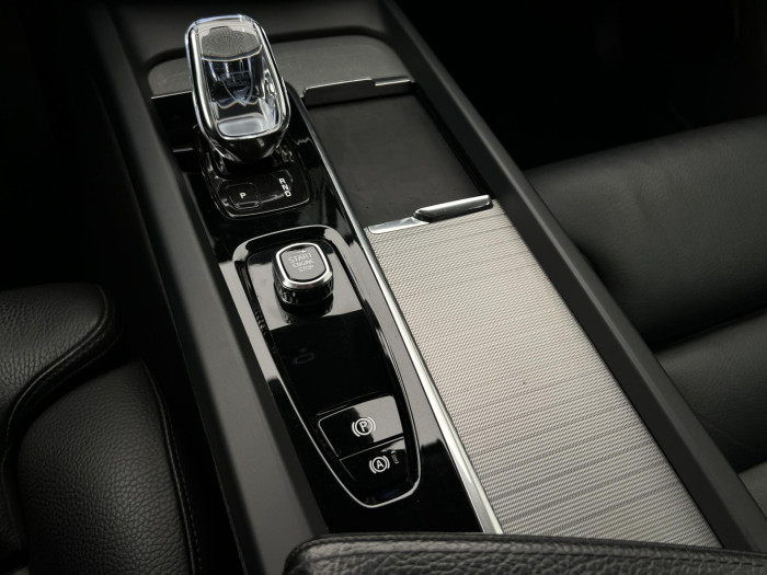 Volvo XC60 B4 INSCRIPTION AUT