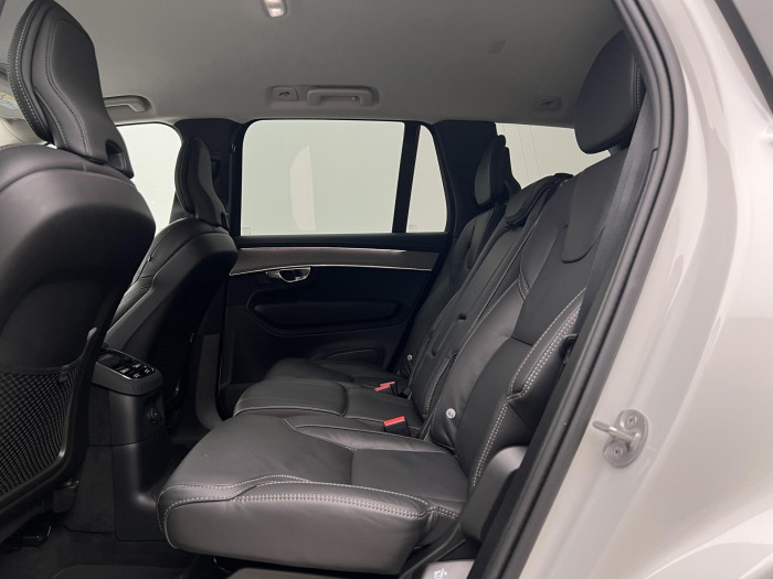 Volvo XC90 T8 AWD RECHARGE PLUS DARK CZ