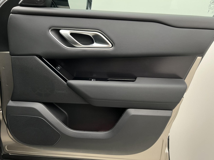 Land Rover Range Rover Velar D300 DYNAMIC SE AWD Aut 3.0 d Dynamic SE