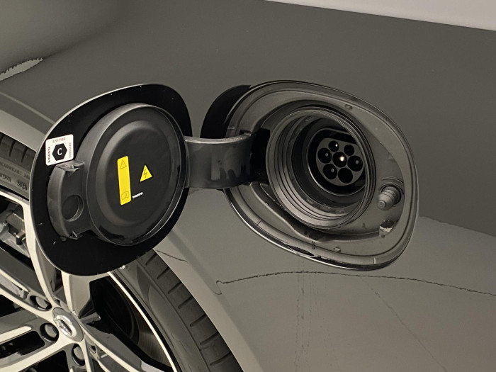 Volvo V90 T8 AWD Plug-in BRIGHT ULTRA