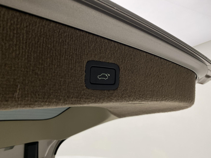 Volvo V70 D5 AWD SUMMUM AUT CZ 2.4 d Summum