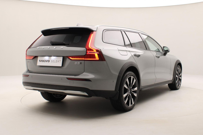 Volvo V60 CC B5 AWD PLUS BRIGHT 1.maj