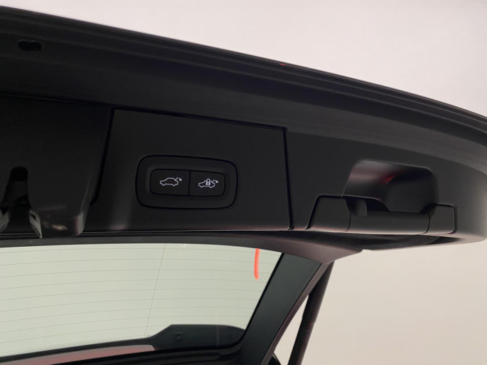 Volvo V90 B4 AWD MOMENTUM AUT 2.0 Momentum