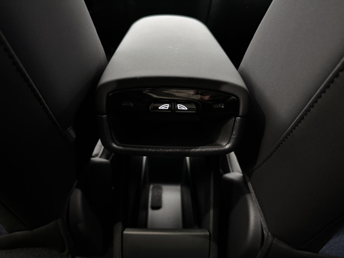 Volvo EX30 BLACK EDITION SINGLE PLUS