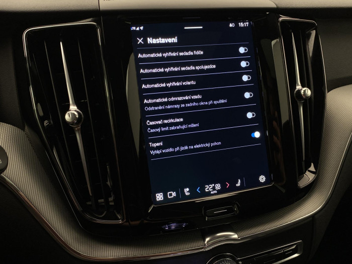 Volvo XC60 T6 AWD PLUG-IN DARK PLUS AUT