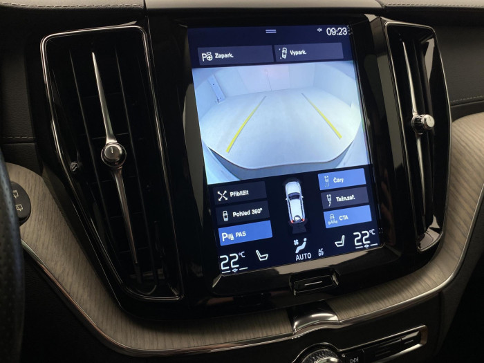 Volvo XC60 T6 AWD INSCRIPTION AUT CZ