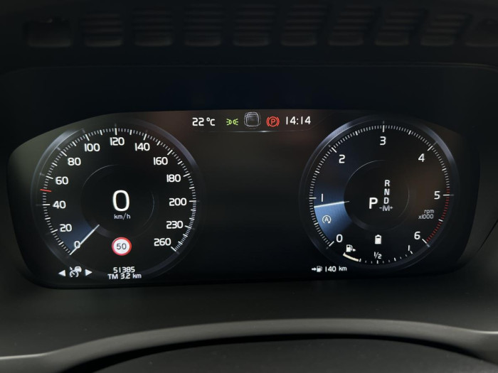 Volvo XC90 B5 AWD INSCRIPTION REZERVACE