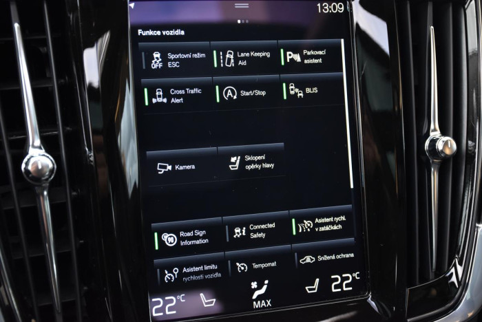 Volvo V90 T4 MOMENTUM REZERVACE 2.0 Momentum