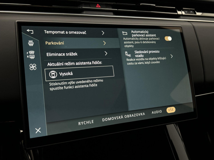 Land Rover Range Rover Sport D300 DYNAMIC SE AWD Aut 3.0 d Dynamic SE