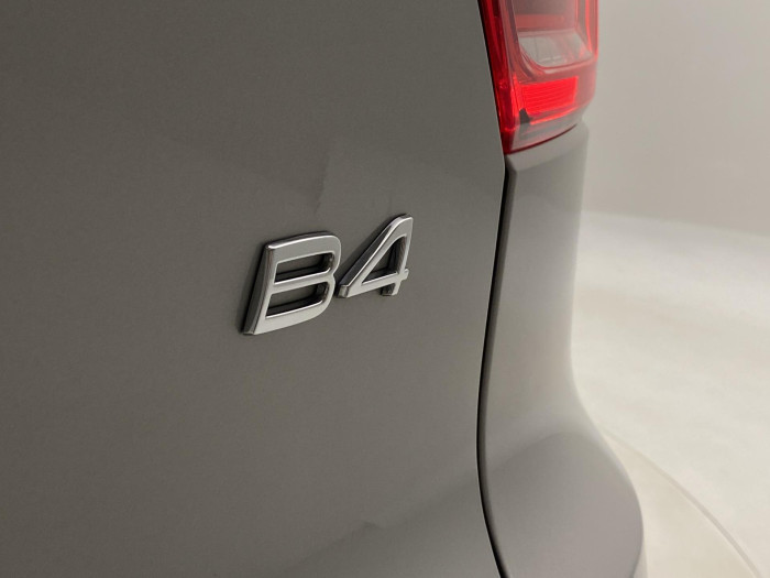Volvo XC40 B4 CORE AUT 1.maj