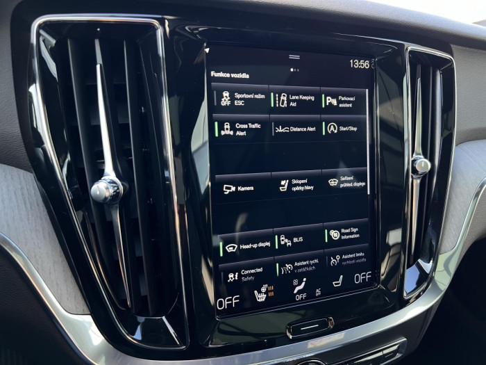 Volvo V60 T5 INSCRIPTION Aut REZERVACE